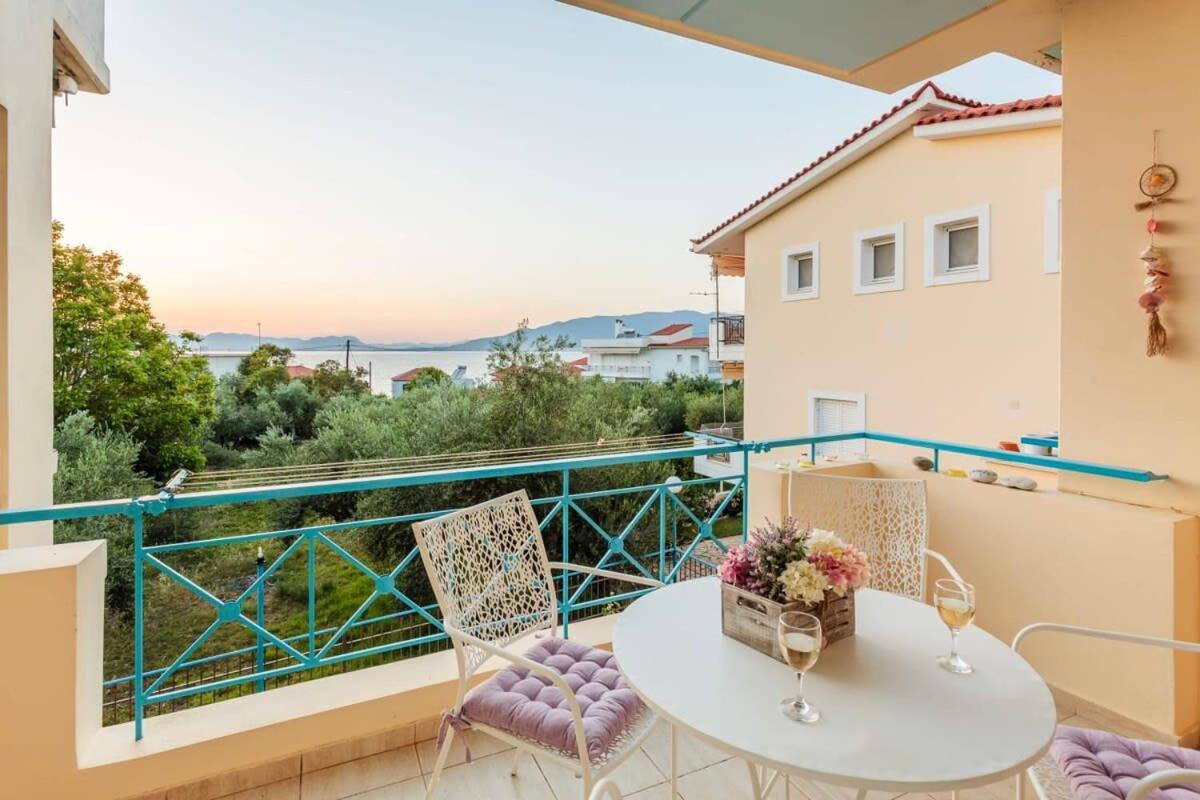 Seaview Terrace Haven-Perfect Location By The Sea Villa Kalamata Eksteriør billede